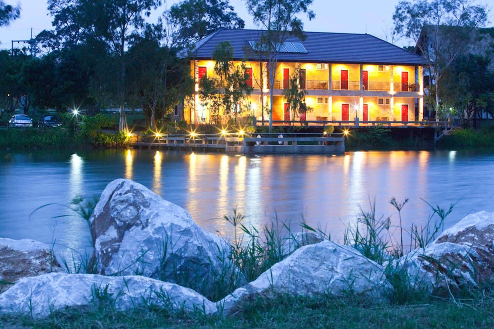 Chateau De Khaoyai Hotel & Resort Pakchong Bagian luar foto