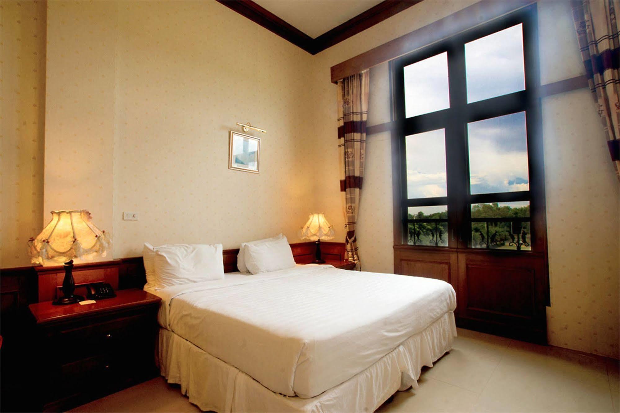 Chateau De Khaoyai Hotel & Resort Pakchong Bagian luar foto