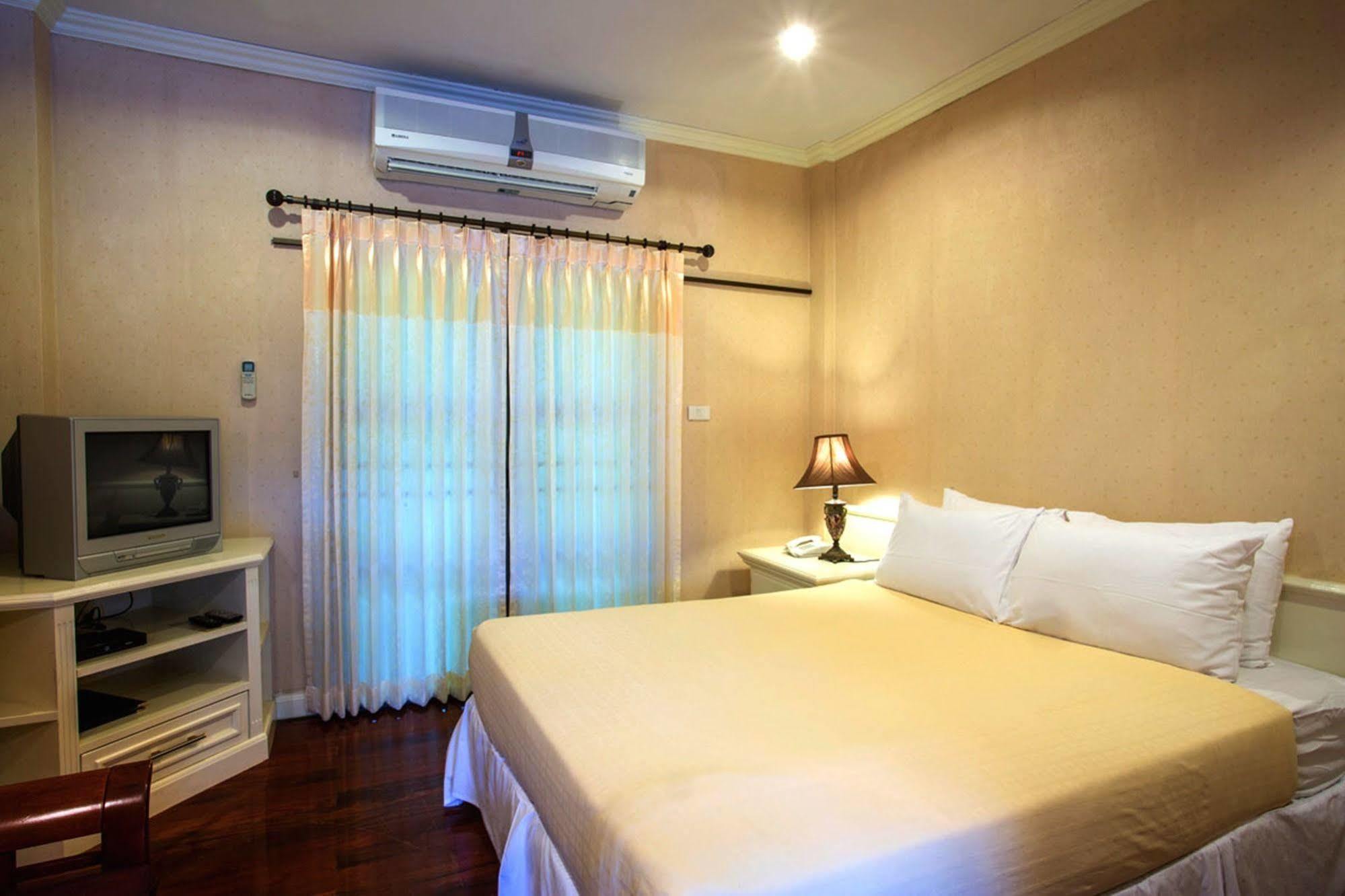 Chateau De Khaoyai Hotel & Resort Pakchong Bagian luar foto