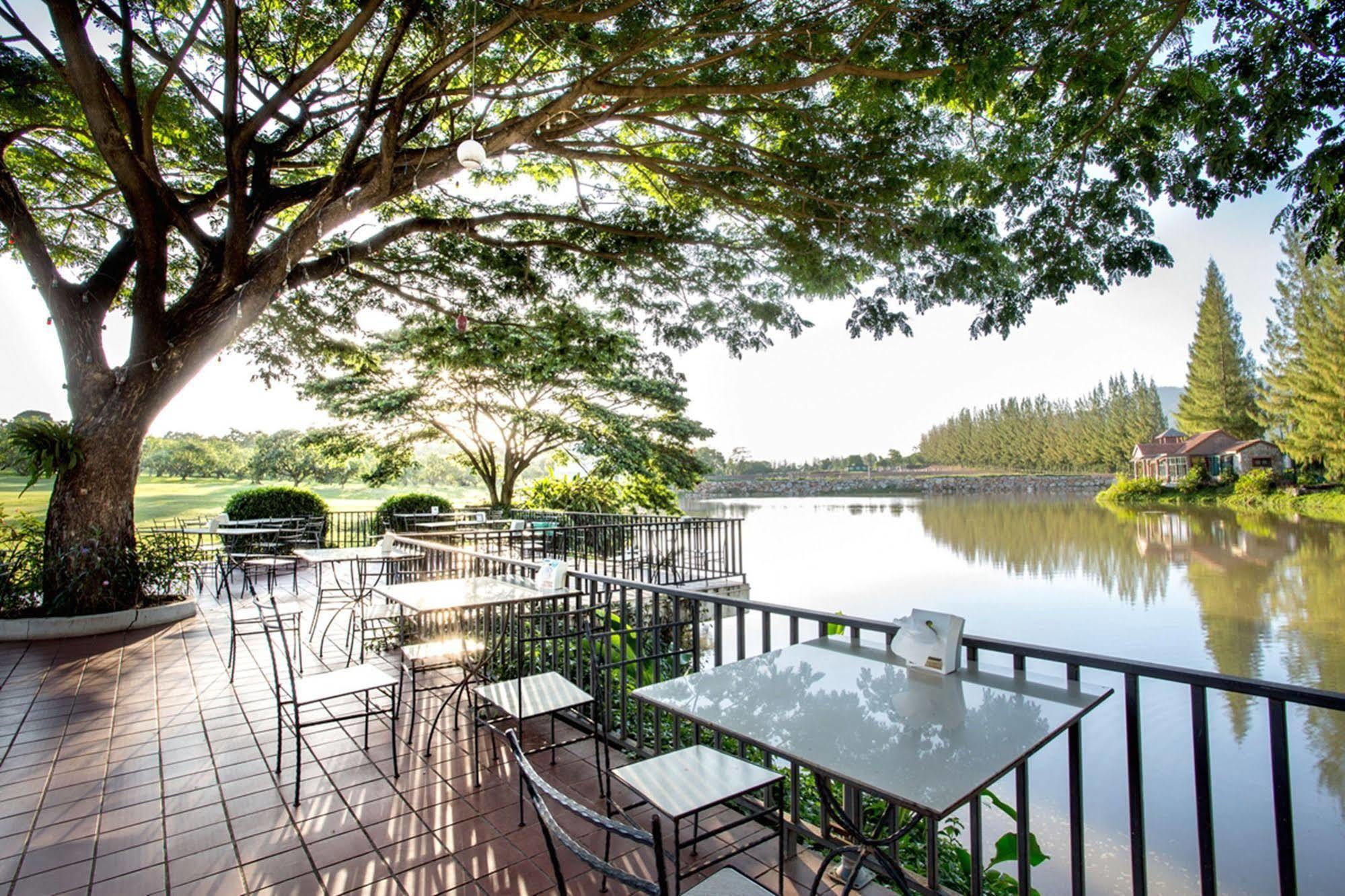 Chateau De Khaoyai Hotel & Resort Pakchong Bagian luar foto